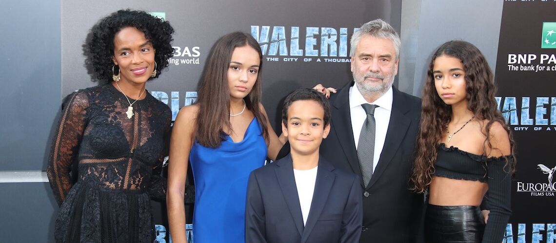 Photos Luc Besson Rare Sortie Avec Sa Femme Et Ses Trois Enfants